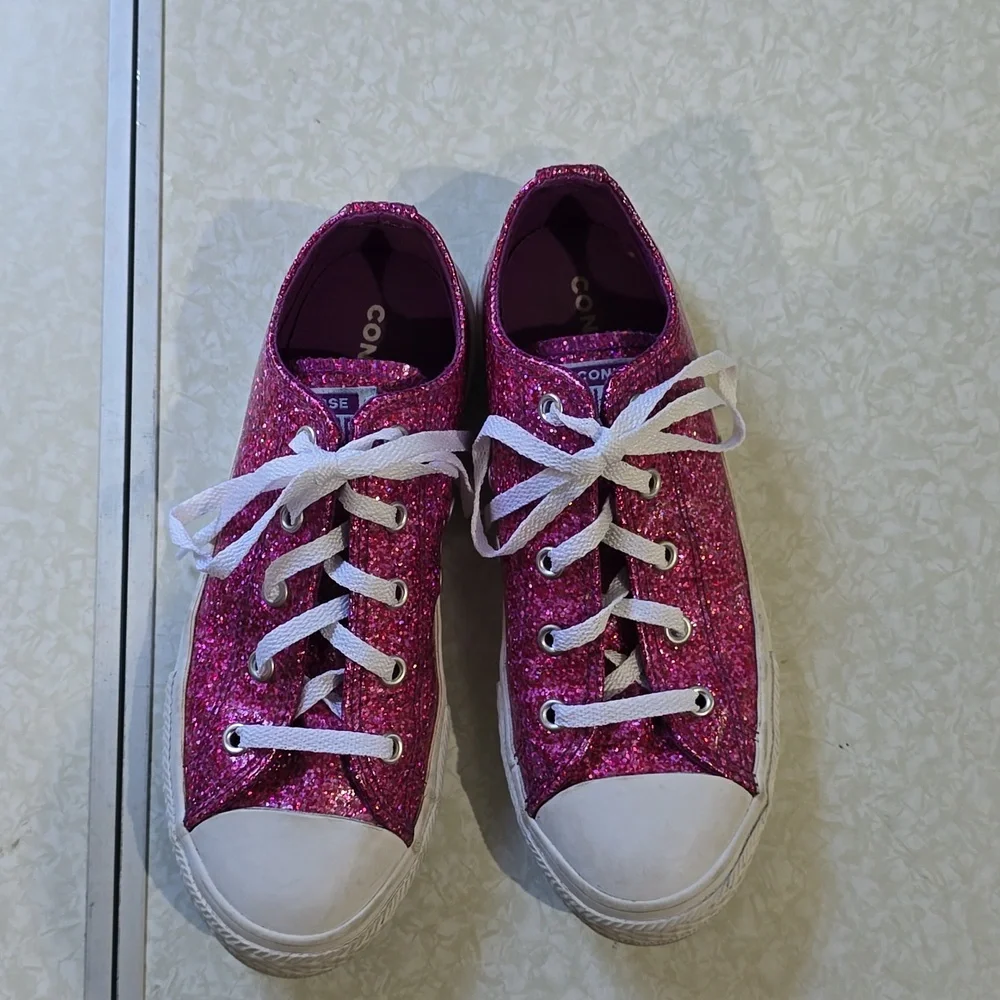 Converse Pink Glitter Low All Star Sneakers, Sz 3 Junior‎